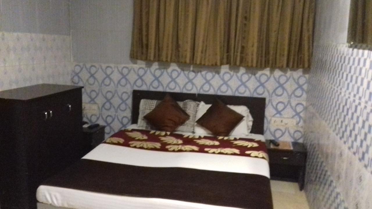 מומביי Hotel Majesty Palace מראה חיצוני תמונה